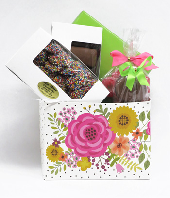 FLORAL GIFT BOX