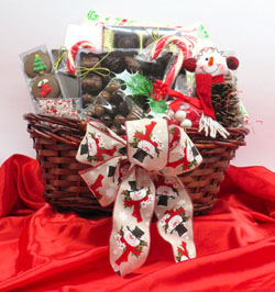 LARGE WICKER HOLIDAY BASKET